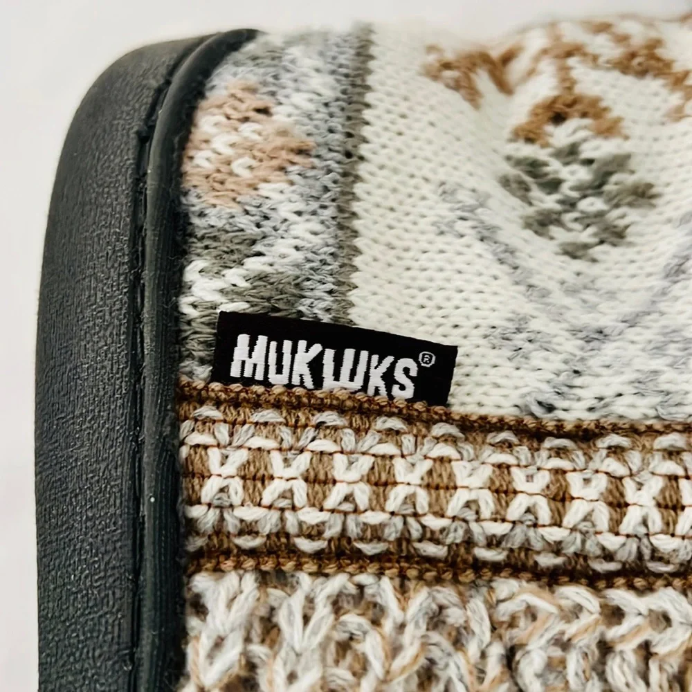 Muk Luks~Original / Slipper Bootie /  Host Pick - Picture 3 of 15